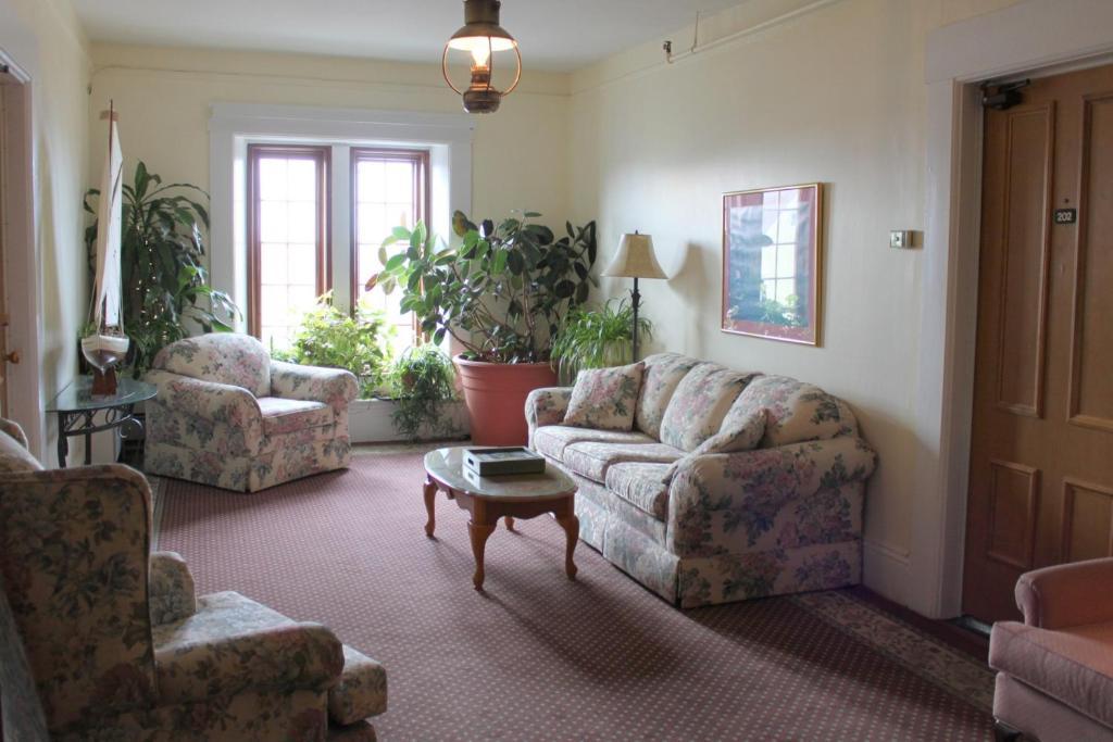 Kennedy Inn St. Andrews By The Sea Eksteriør billede